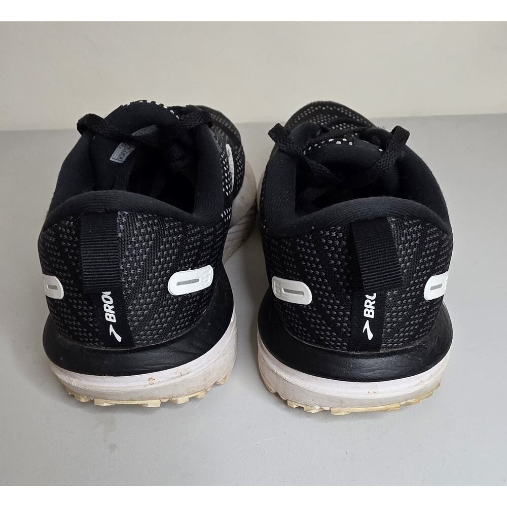 Brooks Revel 6 Running Shoe Womens Size 8.5 Black White - Picture 2 of 7